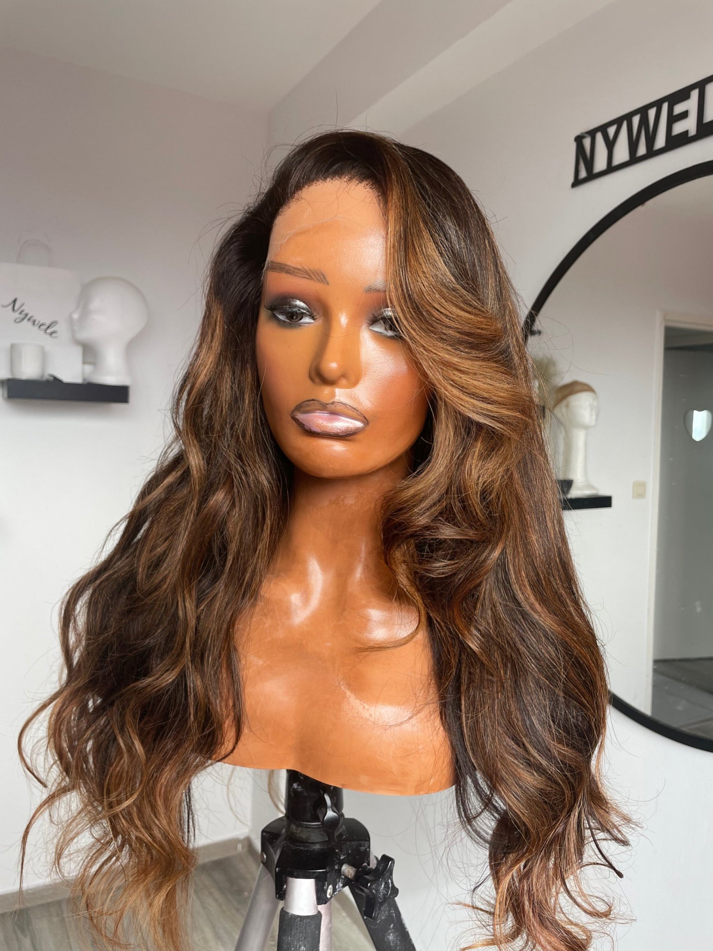 Highlight lace wig