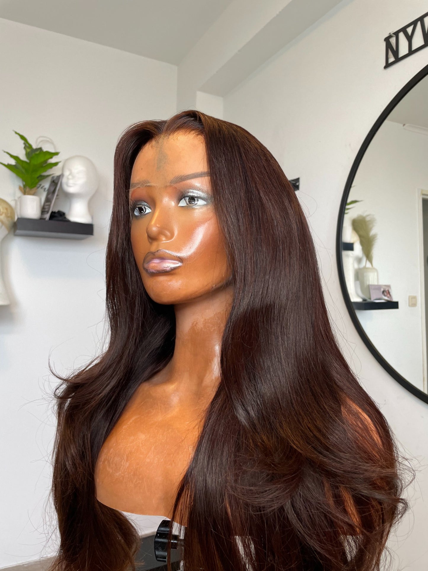 Chocolat lace front wig