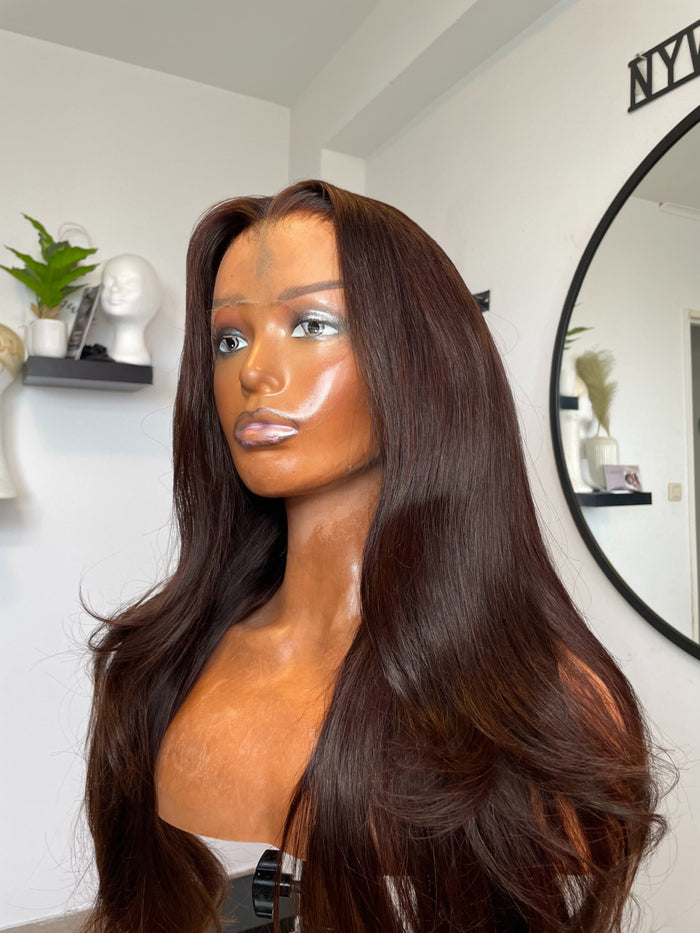 Chocolat lace front wig