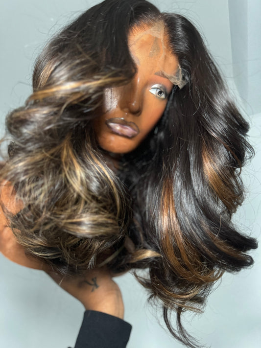 Amanda lace wig